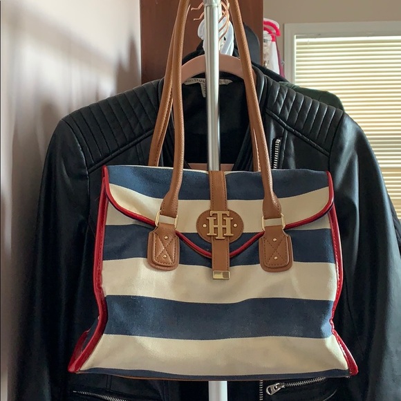 TOMMY HILFIGER purse - Picture 1 of 9